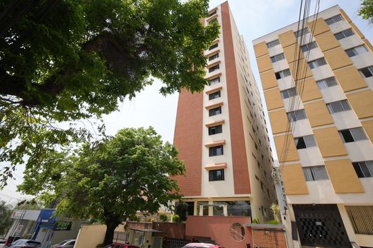 Fachada do Prédio de apartamento à venda com 3 quartos, 133m² em Vila Bastos, Santo André