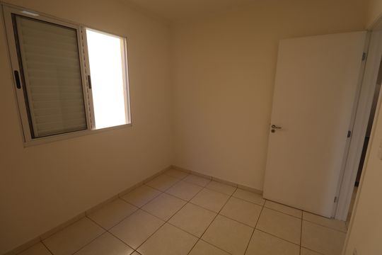 Casa de Condomínio para alugar com 3 quartos, 80m² em Jardim Tropical, Sorocaba