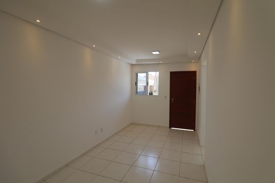 Casa de Condomínio para alugar com 3 quartos, 80m² em Jardim Tropical, Sorocaba