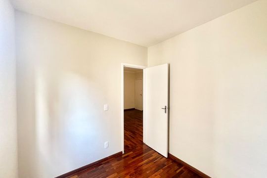 Suíte de apartamento para alugar com 2 quartos, 58m² em Buritis, Belo Horizonte