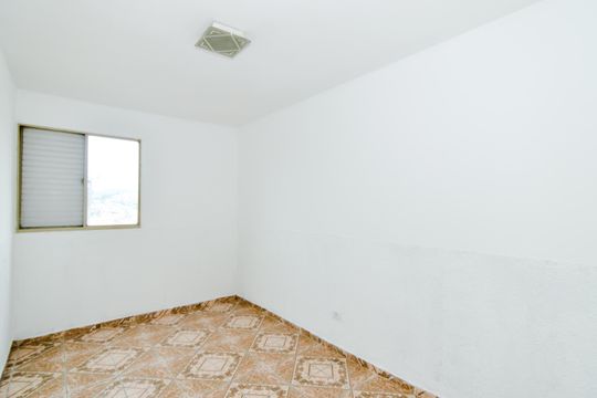 Quarto de apartamento à venda com 1 quarto, 53m² em Jardim Terezopolis, Guarulhos