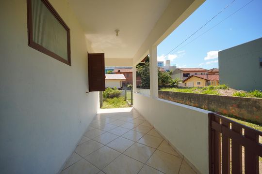 Varanda da Sala  de casa para alugar com 2 quartos, 120m² em Campeche, Florianópolis
