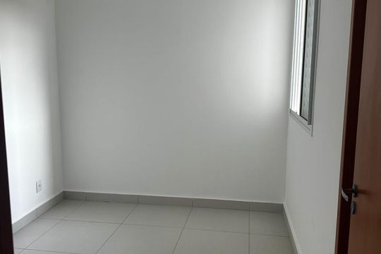 Quarto 1 de apartamento para alugar com 2 quartos, 53m² em Novo Mundo, Uberlândia