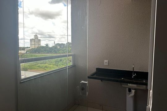 Área de serviço de apartamento para alugar com 2 quartos, 53m² em Novo Mundo, Uberlândia