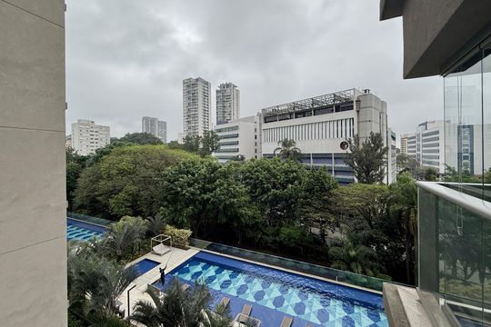 Vista Suíte 2 de apartamento à venda com 2 quartos, 79m² em Santo Amaro, São Paulo
