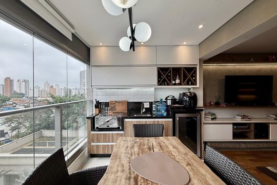 Varanda  de apartamento à venda com 2 quartos, 79m² em Santo Amaro, São Paulo