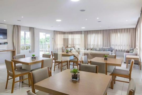 Área comum de apartamento para alugar com 2 quartos, 59m² em Jardim Guairaca, São Paulo