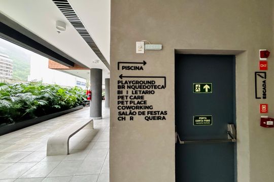 Área comum de apartamento para alugar com 3 quartos, 119m² em Botafogo, Rio de Janeiro