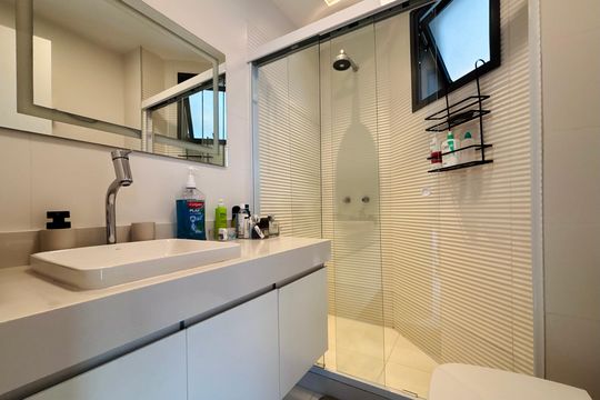 Banheiro Suíte 3 de apartamento para alugar com 3 quartos, 119m² em Botafogo, Rio de Janeiro