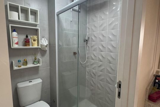 Banheiro de apartamento à venda com 2 quartos, 38m² em Tatuapé, São Paulo