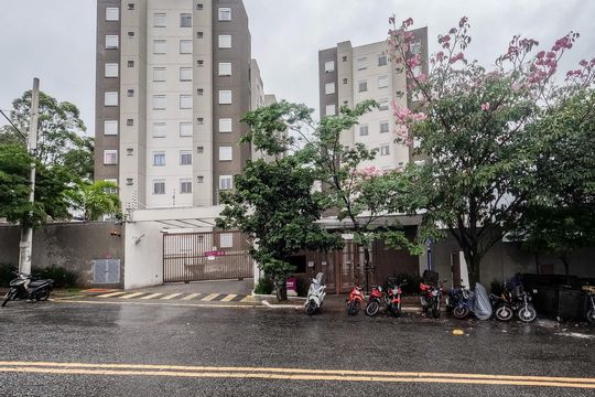 Fachada de apartamento para alugar com 2 quartos, 48m² em Loteamento City Jaragua, São Paulo