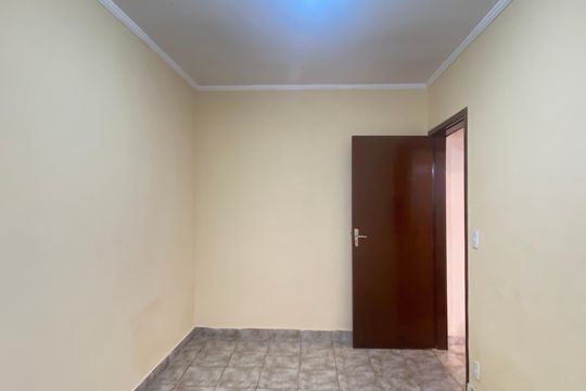 Quarto 2 de casa para alugar com 2 quartos, 109m² em Mutinga, Osasco