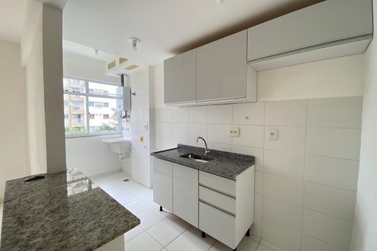 Apartamento para alugar com 2 quartos, 53m² em Del Castilho, Rio de Janeiro