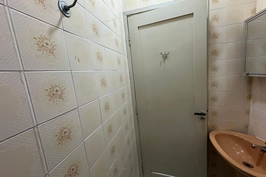 Banheiro de apartamento para alugar com 1 quarto, 50m² em Itararé, São Vicente