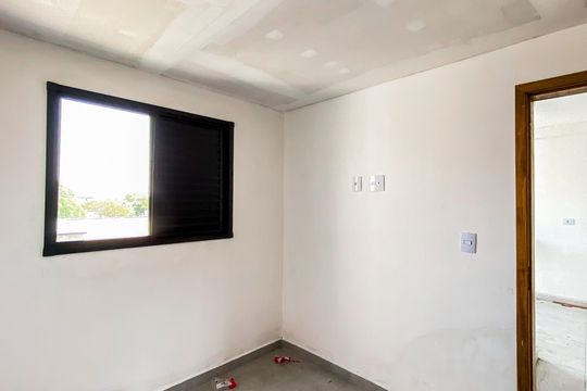 Quarto 2 de apartamento para alugar com 2 quartos, 38m² em Jardim Nordeste, São Paulo