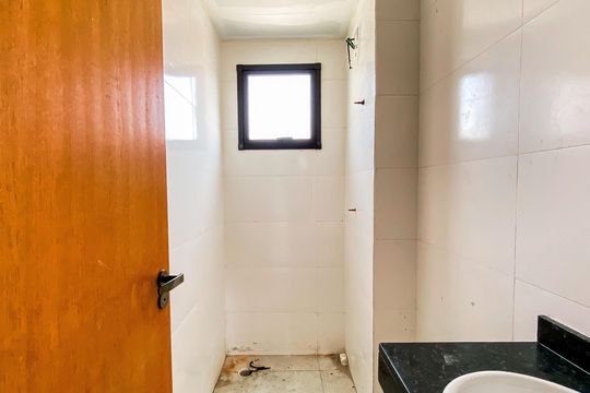 Banheiro  de apartamento para alugar com 2 quartos, 38m² em Jardim Nordeste, São Paulo