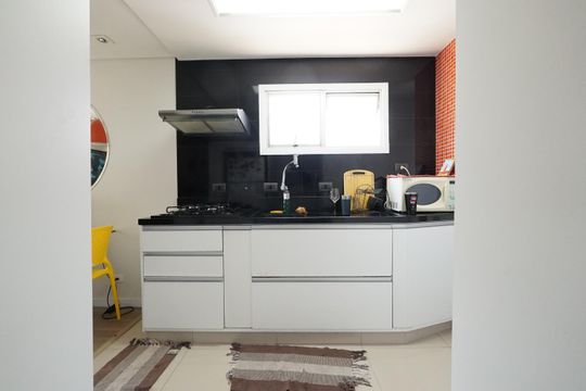 Cozinha de apartamento para alugar com 1 quarto, 54m² em Vila Mariana, São Paulo