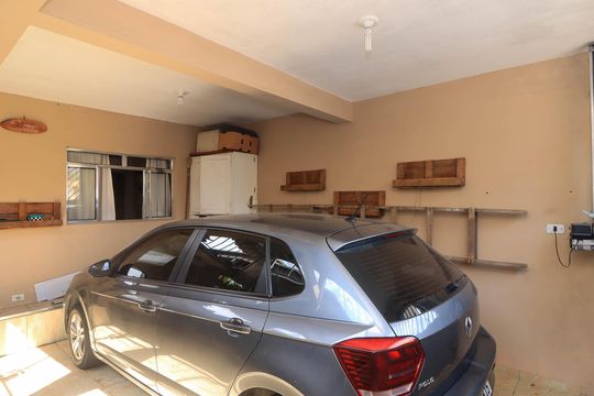 Área externa de casa à venda com 5 quartos, 250m² em Jardim Sao Judas Tadeu, Taboão da Serra