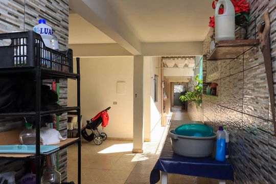 Área externa de casa à venda com 5 quartos, 250m² em Jardim Sao Judas Tadeu, Taboão da Serra