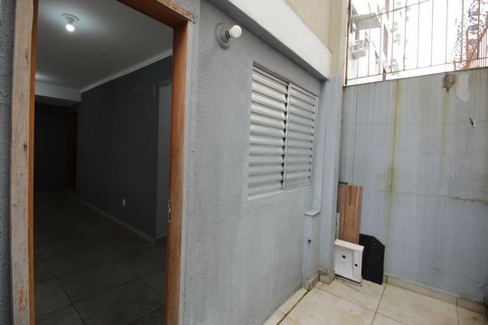 Quintal de casa de condomínio para alugar com 2 quartos, 88m² em Campo Grande, Santos