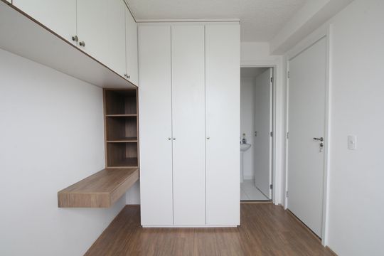 Quarto  de apartamento para alugar com 1 quarto, 27m² em Morumbi, São Paulo