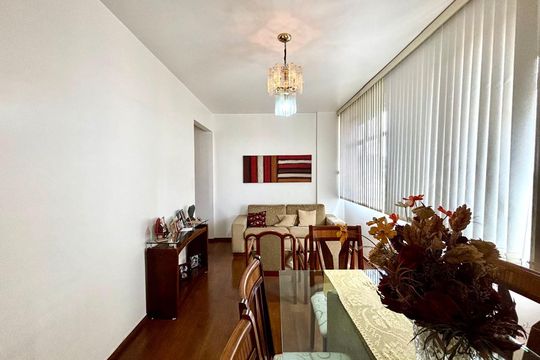 Sala de apartamento à venda com 2 quartos, 78m² em Santo Antônio, Belo Horizonte