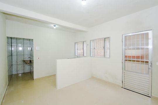Casa para alugar com 1 quarto, 40m² em Jardim Iv Centenario, Guarulhos