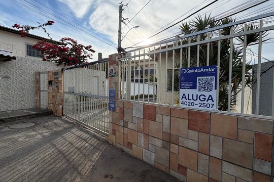 Fachada de kitnet/studio para alugar com 1 quarto, 35m² em Piatã, Salvador