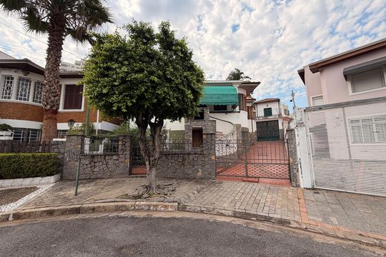 Fachada de casa à venda com 3 quartos, 310m² em Mooca, São Paulo