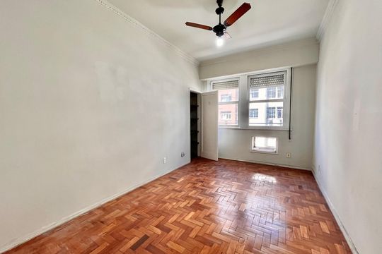Apartamento à venda com 3 quartos, 120m² em Copacabana, Rio de Janeiro