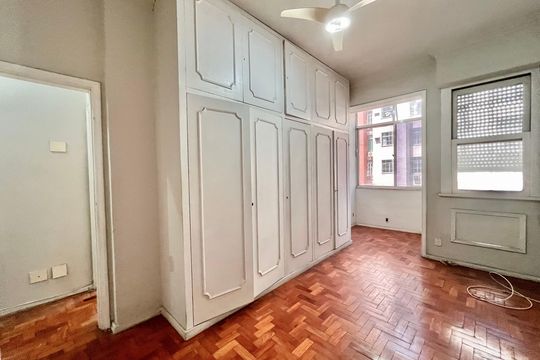 Apartamento à venda com 3 quartos, 120m² em Copacabana, Rio de Janeiro