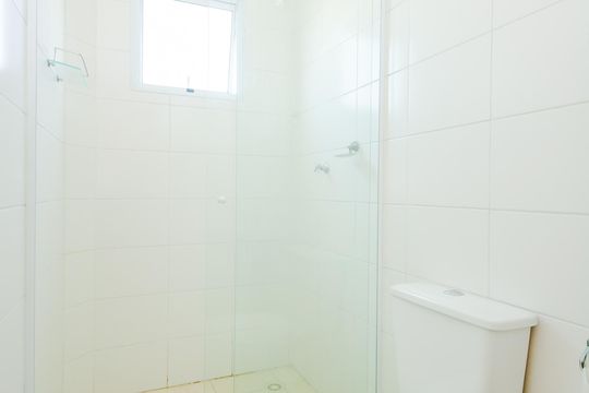 Banheiro de apartamento à venda com 1 quarto, 40m² em Centro, Guarulhos