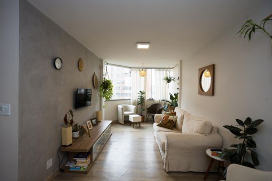 sala  de apartamento à venda com 3 quartos, 88m² em Caxingui, São Paulo