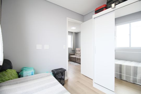 Quarto 2 de apartamento para alugar com 2 quartos, 41m² em Parque Arariba, São Paulo
