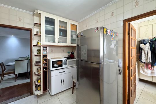 Cozinha de apartamento à venda com 2 quartos, 92m² em Vila Lusitania, São Bernardo do Campo