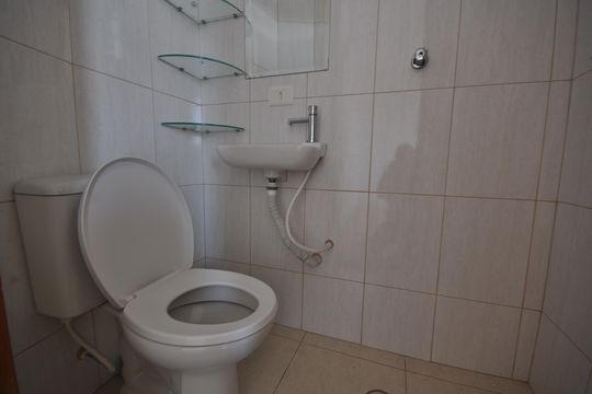 Banheiro do Quarto Suíte de apartamento para alugar com 2 quartos, 67m² em Vila Ede, São Paulo