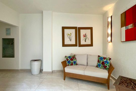 Hall de entrada de kitnet/studio para alugar com 1 quarto, 35m² em Jardim Paulista, São Paulo