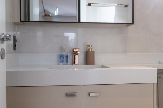 Banheiro do Quarto 3 suíte de apartamento à venda com 3 quartos, 90m² em Vila Augusta, Guarulhos