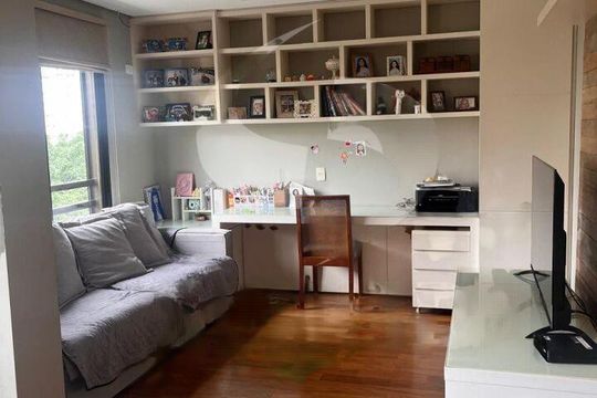 Apartamento à venda com 2 quartos, 115m² em Real Parque, São Paulo
