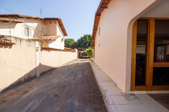 Casa à venda com 4 quartos, 350m² em Lago Norte, Brasília