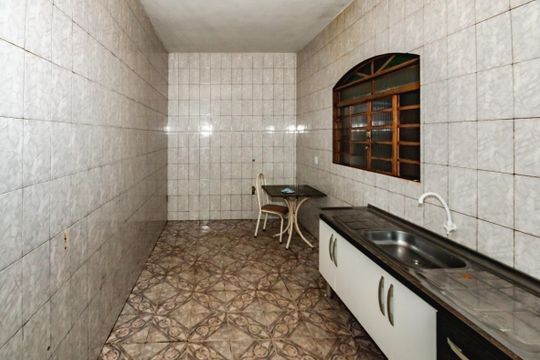 Cozinha de casa para alugar com 3 quartos, 150m² em Pampulha, Belo Horizonte