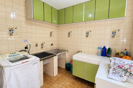 Casa à venda com 3 quartos, 250m² em Planalto Paulista, São Paulo