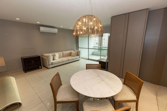 Apartamento para alugar com 2 quartos, 96m² em Lourdes, Belo Horizonte