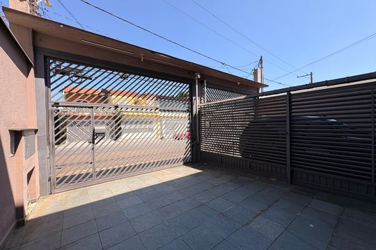 Garagem de casa à venda com 3 quartos, 433m² em Parque Novo Oratório, Santo André