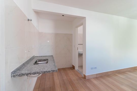 Cozinha de apartamento à venda com 1 quarto, 25m² em Santana, São Paulo