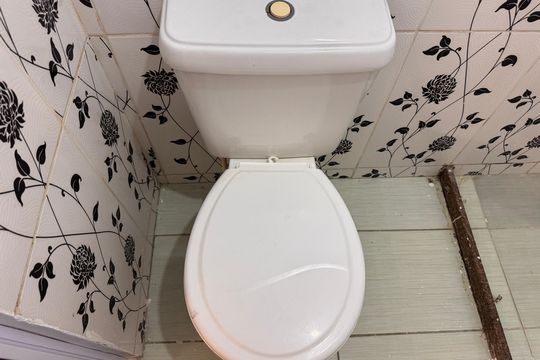 Banheiro Social de casa para alugar com 1 quarto, 58m² em Recreio dos Bandeirantes, Rio de Janeiro