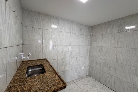 Cozinha de casa para alugar com 1 quarto, 58m² em Recreio dos Bandeirantes, Rio de Janeiro