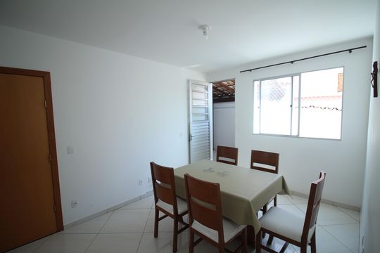 Sala de apartamento à venda com 2 quartos, 58m² em Glória, Belo Horizonte