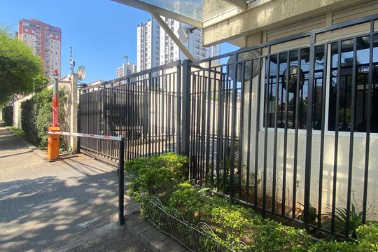 Fachada  de apartamento para alugar com 2 quartos, 54m² em Presidente Altino, Osasco