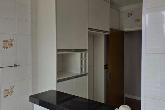Cozinha de apartamento à venda com 2 quartos, 86m² em Vila Mariana, São Paulo